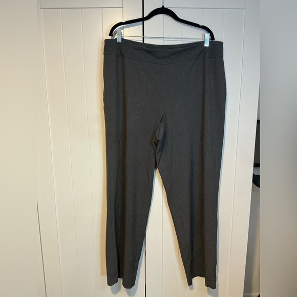 Roz & Ali Womens stretch pull on straight leg gray dress pants, size 18 - Picture 1 of 3